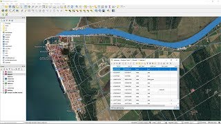 How to smart download OpenStreetMap spatial data with QGIS3 and QuickOSM [upl. by Kile]