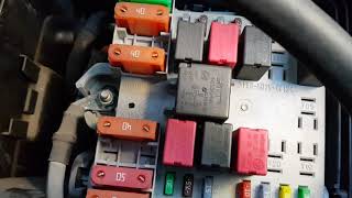 Car amp Van electrical problems Peugeot Boxer part 1 [upl. by Esnofla]