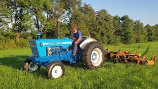 1971 Ford 5000 Tractor Operation [upl. by Tabbatha]