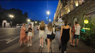 Russia Walking at night in SaintPetersburg Nevsky Avenue 4K [upl. by Gratia224]