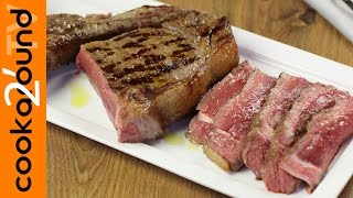 Bistecca stile fiorentina al forno  Ricetta secondi carne [upl. by Leahcimaj]