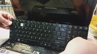 Toshiba Satellite L755D Laptop Keyboard Removal and Replacement [upl. by Gnaig732]