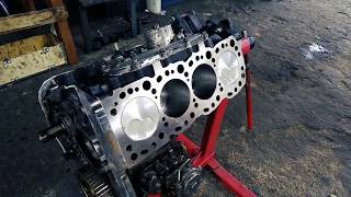 Toyota HILUX 3L Engine REBUILD Timelapse [upl. by Delwin]